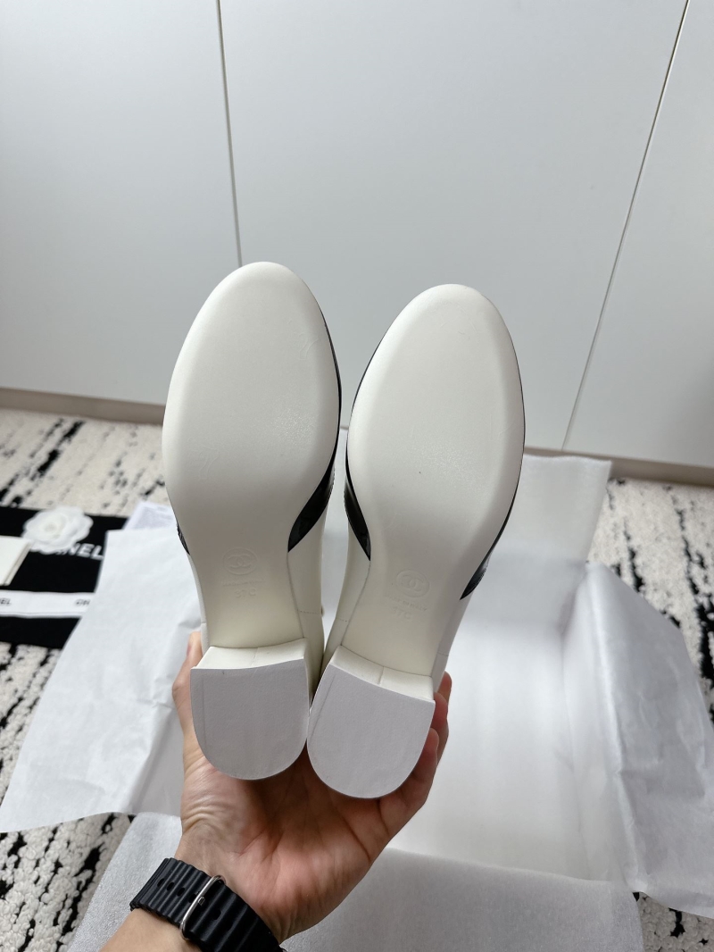 Ch**el boots